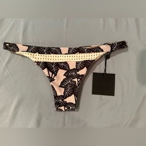 Acacia bikini bottom